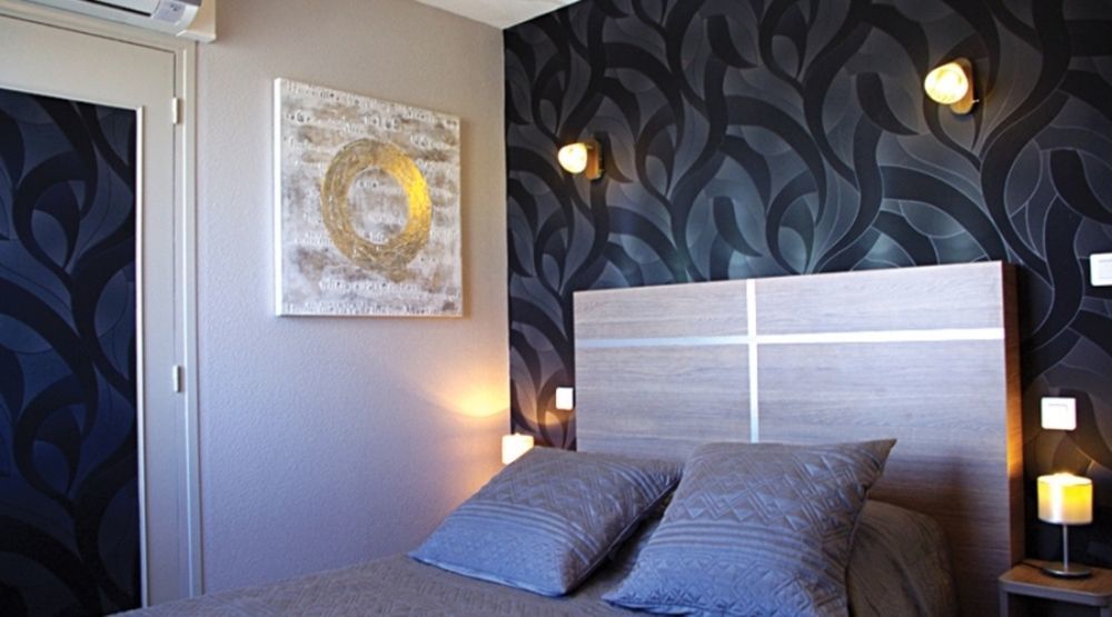 Logis Hotel Centrotel Et Spa Bulles D'Allier Montmarault Bagian luar foto